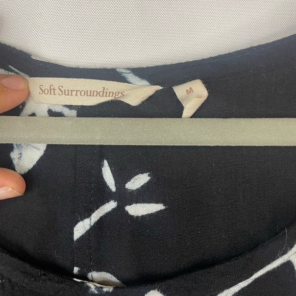 Soft surroundings black and white tunic, it’s very light weight and flowy! - Picture 4 of 5